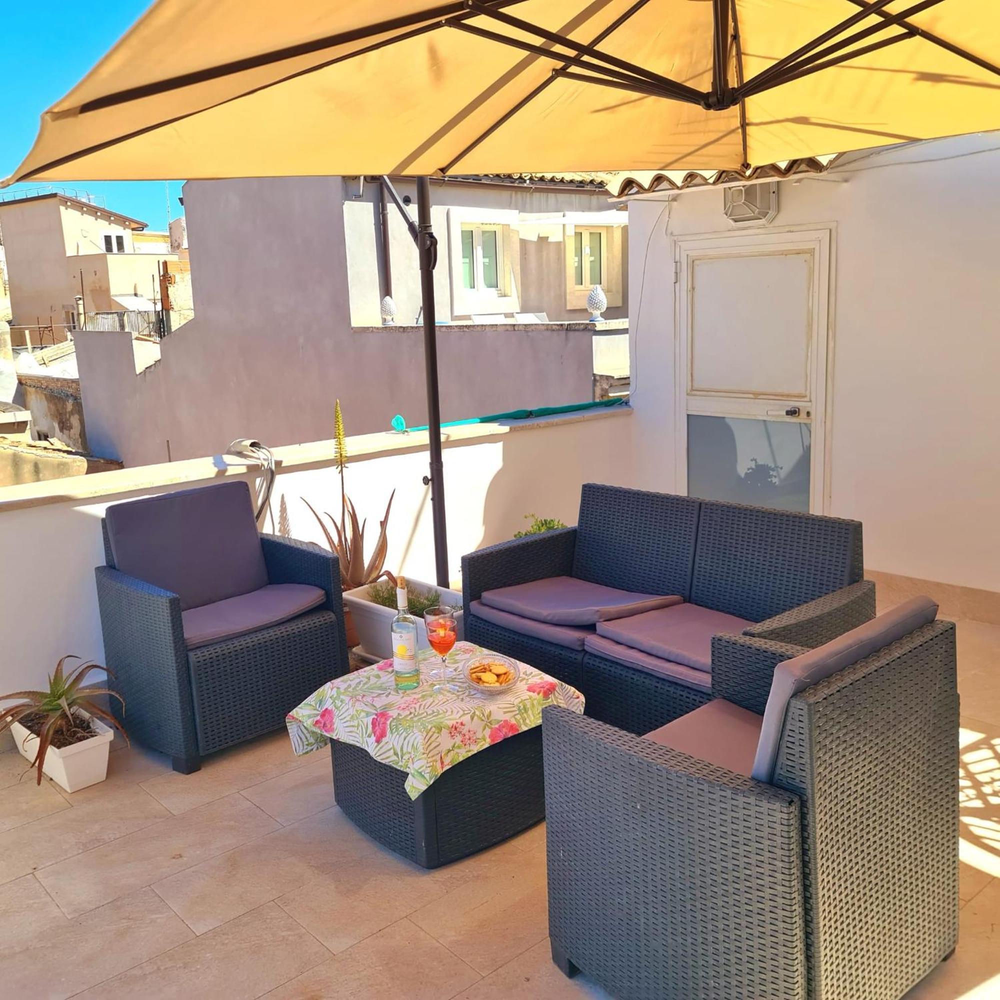 Casa Daphne Di Ortigia Apartment Syracuse Bagian luar foto